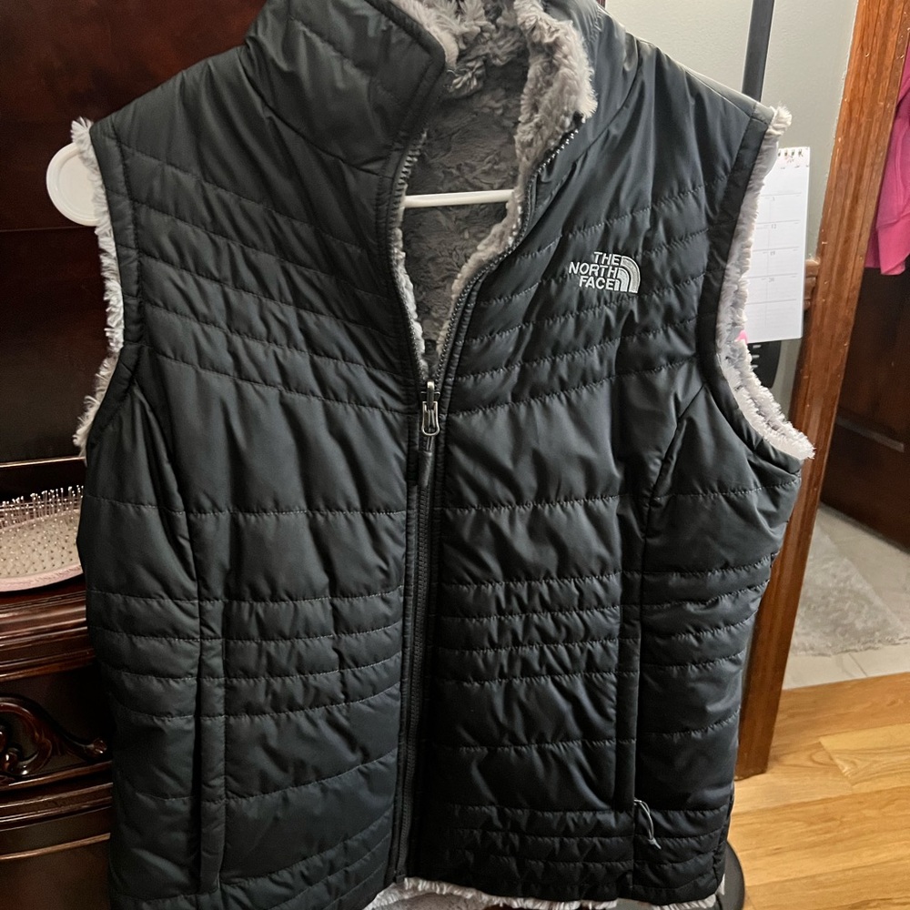 North face vest